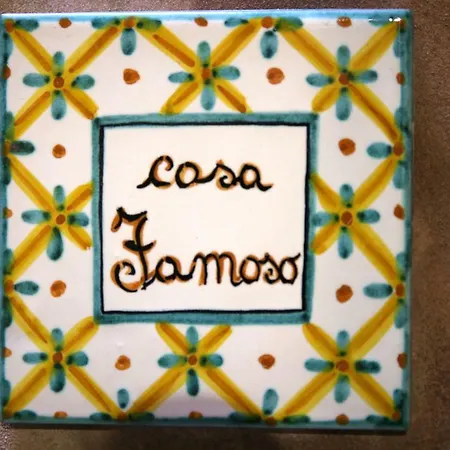 Casa Famoso *
