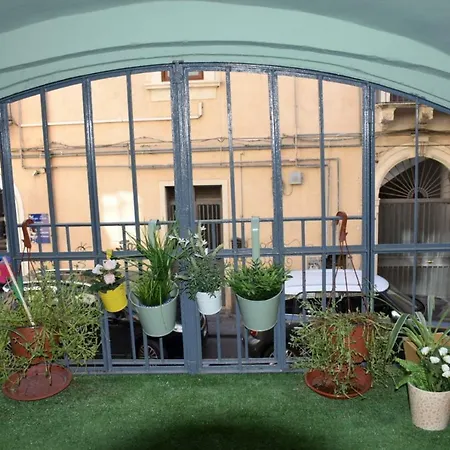 Holiday home Casa Famoso Catania