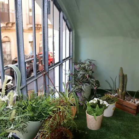 Semesterbostad Casa Famoso Catania